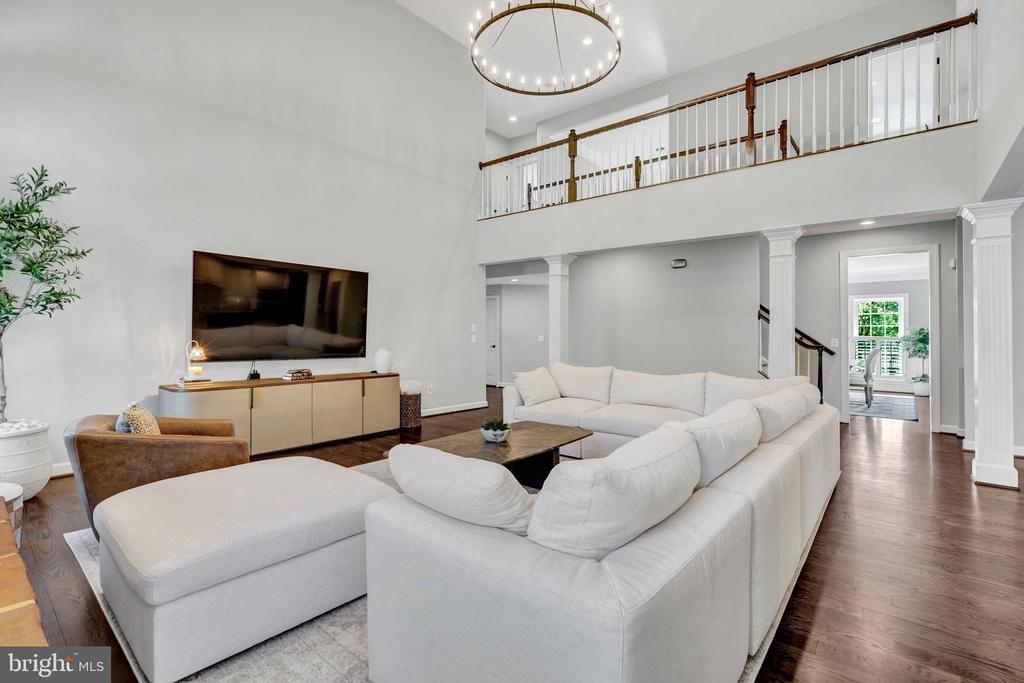 3961 WOODBERRY MEADOW DRIVE