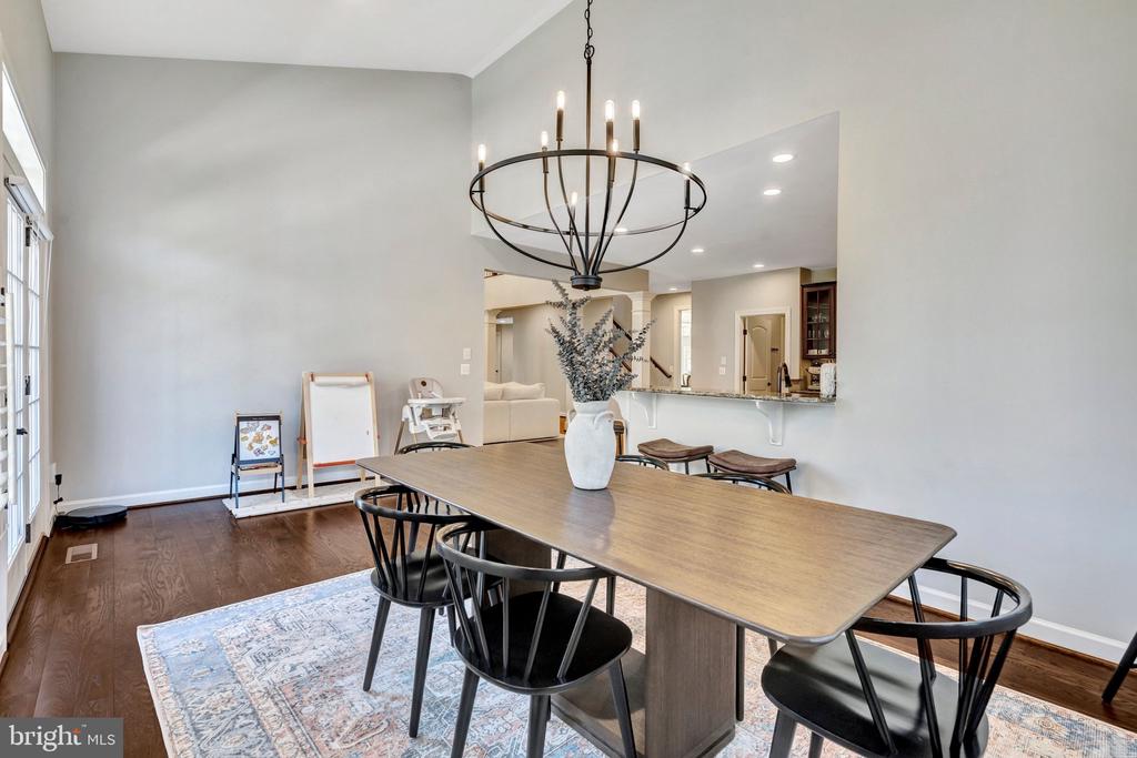 3961 WOODBERRY MEADOW DRIVE