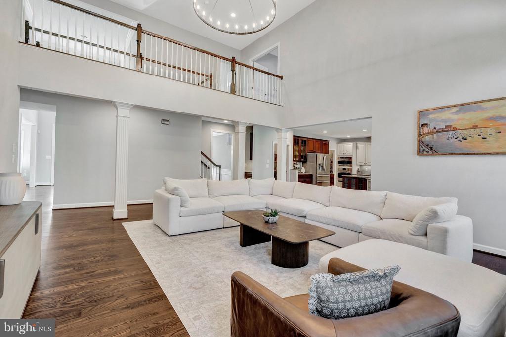 3961 WOODBERRY MEADOW DRIVE