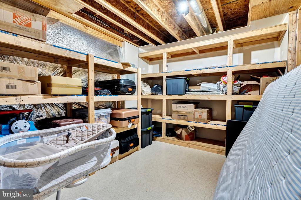 3961 WOODBERRY MEADOW DRIVE