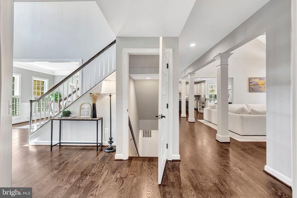 3961 WOODBERRY MEADOW DRIVE