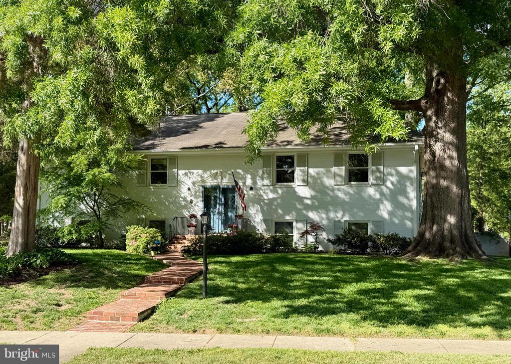 1014 POTOMAC LANE