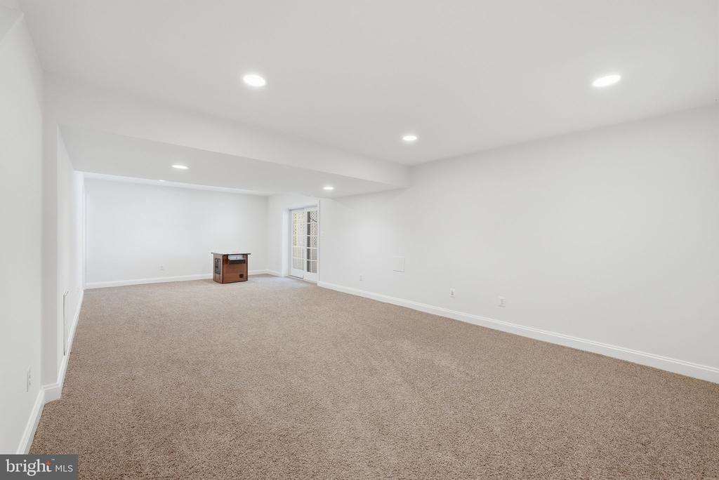 13614 WEINSTEIN COURT