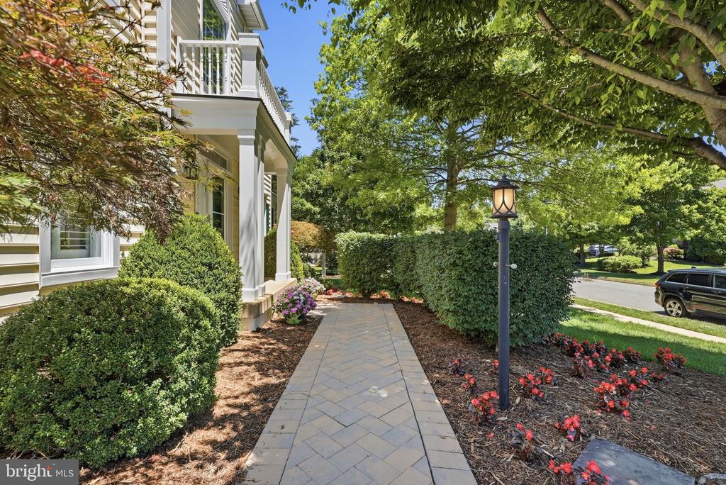 13614 WEINSTEIN COURT