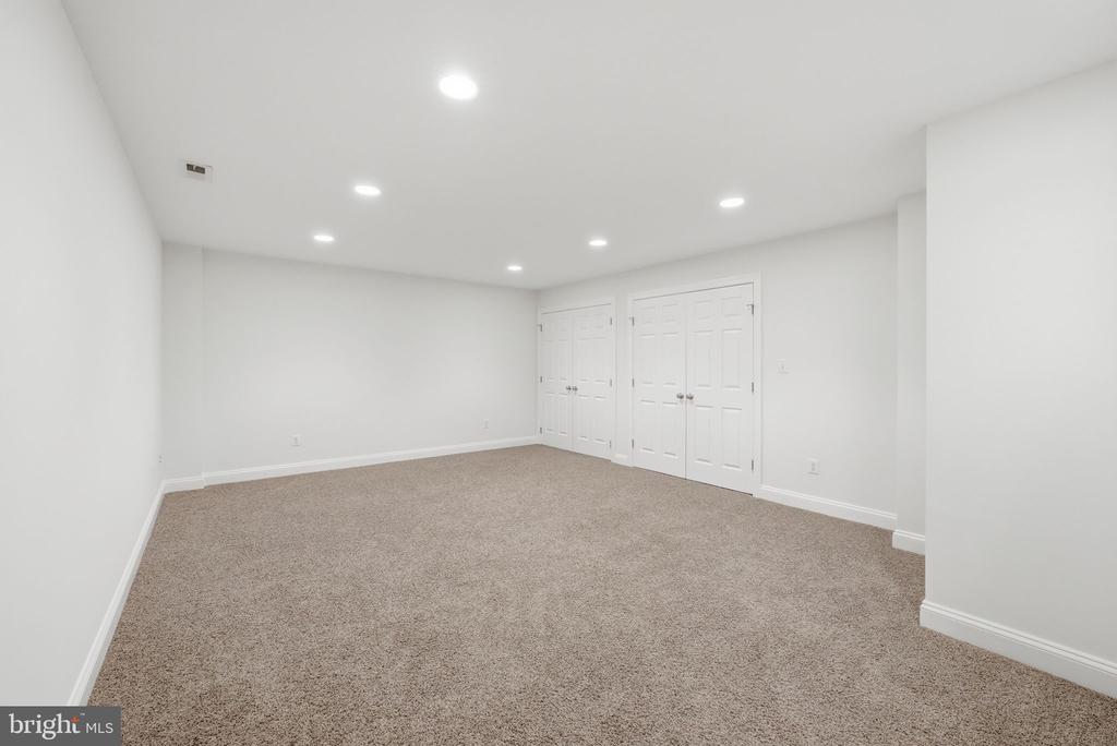 13614 WEINSTEIN COURT