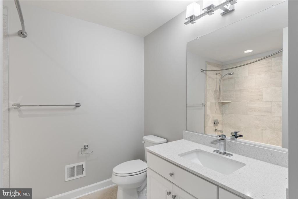 3117 SUNDROPS COURT