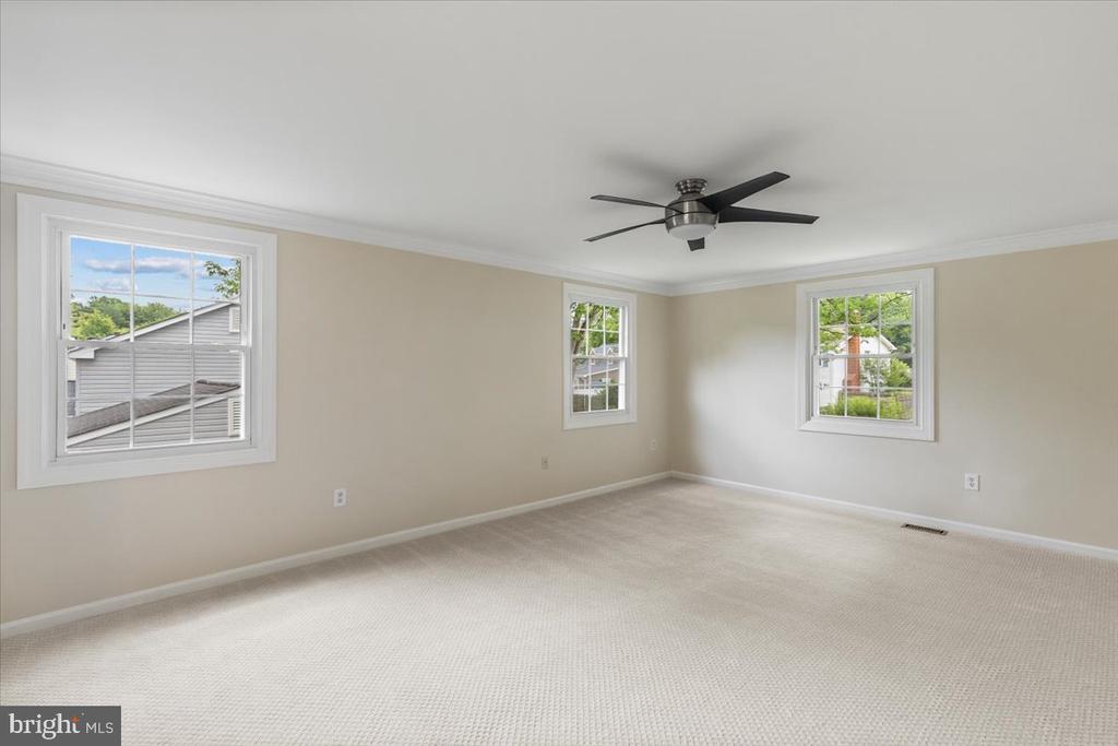 13117 MERCURY LANE