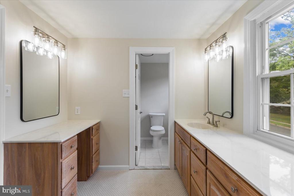 13117 MERCURY LANE