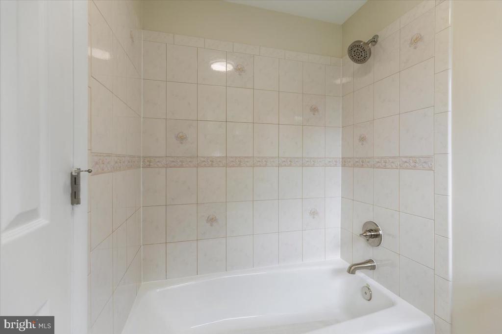 13117 MERCURY LANE