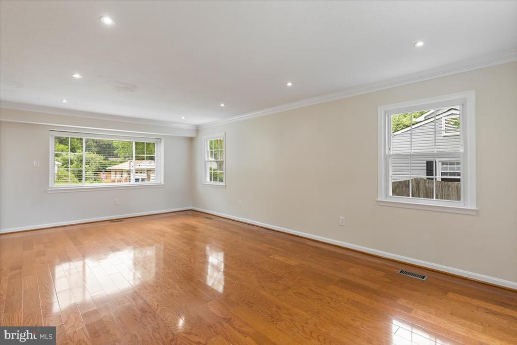 13117 MERCURY LANE