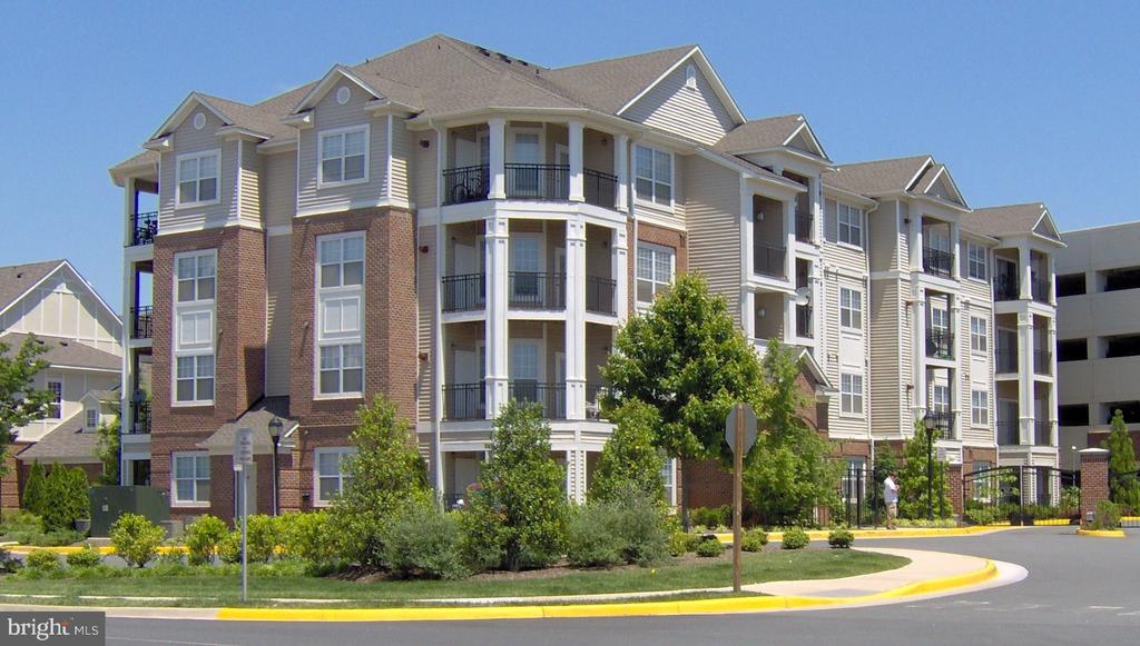 12958 CENTRE PARK CIRCLE Unit: 118