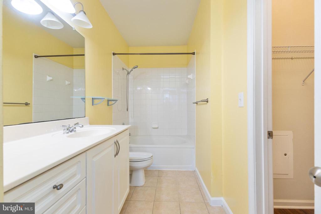 12958 CENTRE PARK CIRCLE Unit: 118
