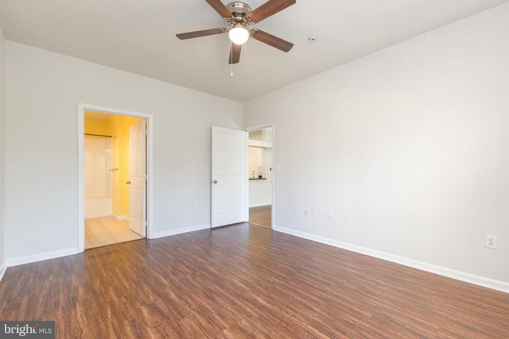 12958 CENTRE PARK CIRCLE Unit: 118