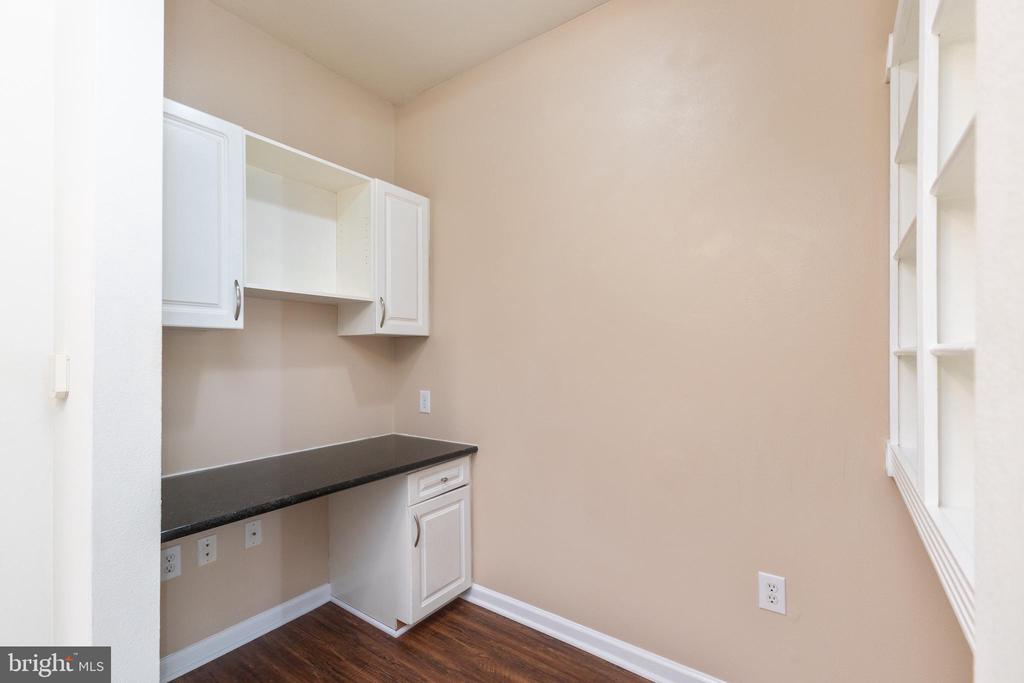 12958 CENTRE PARK CIRCLE Unit: 118
