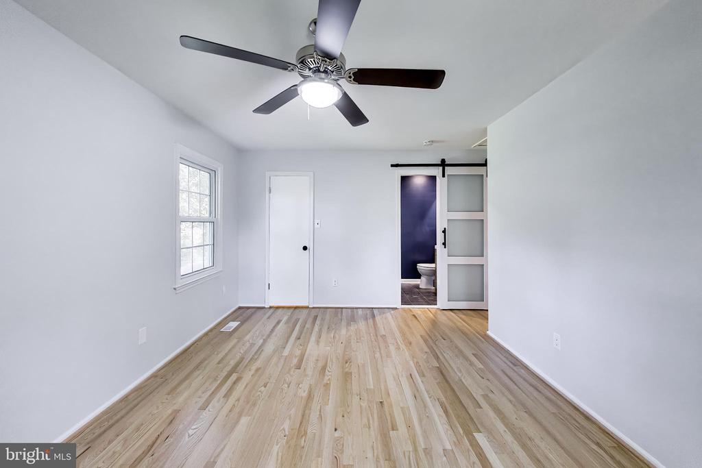 5414 RUMSFORD LANE