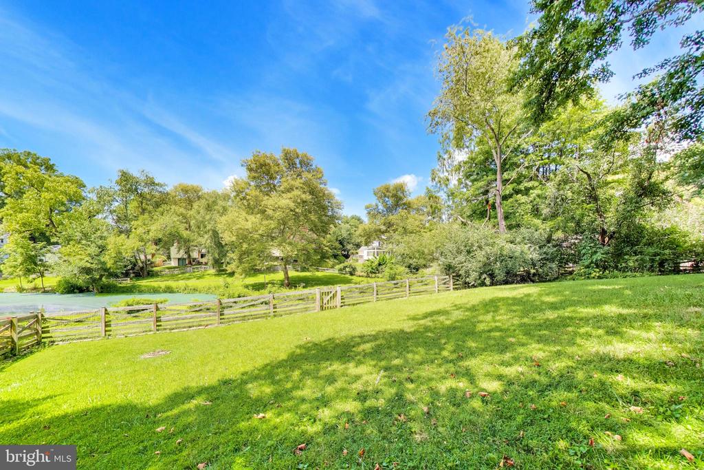 5414 RUMSFORD LANE