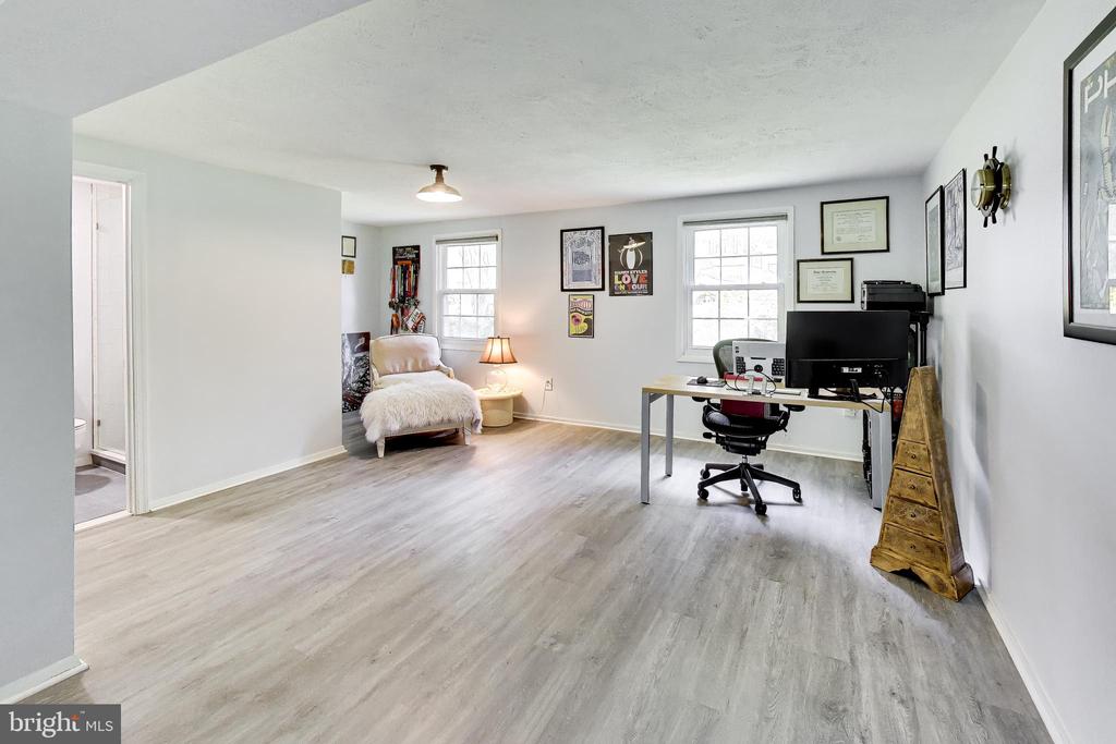 5414 RUMSFORD LANE