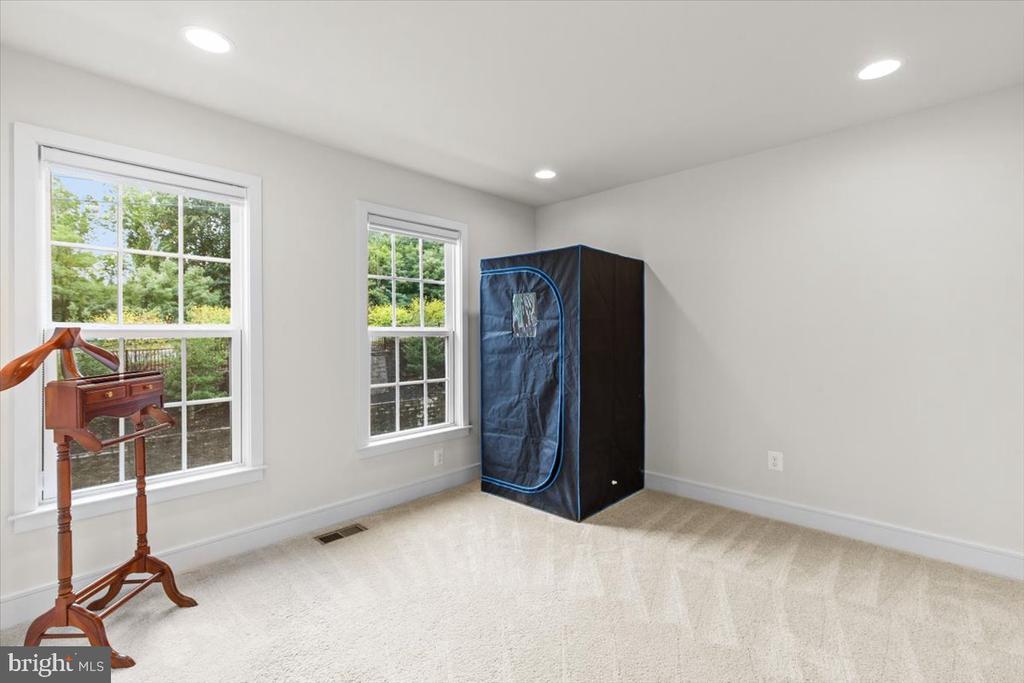 6137 OLIVET DRIVE