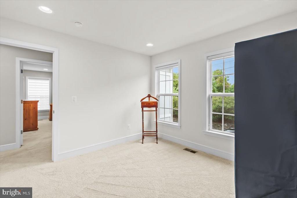 6137 OLIVET DRIVE