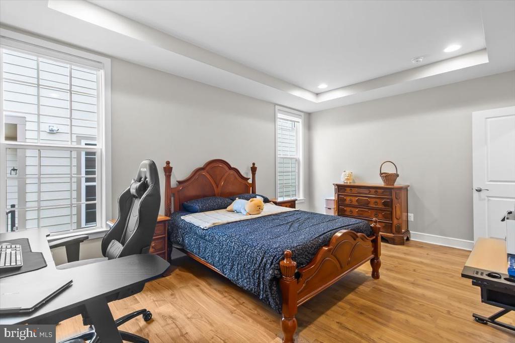 6137 OLIVET DRIVE