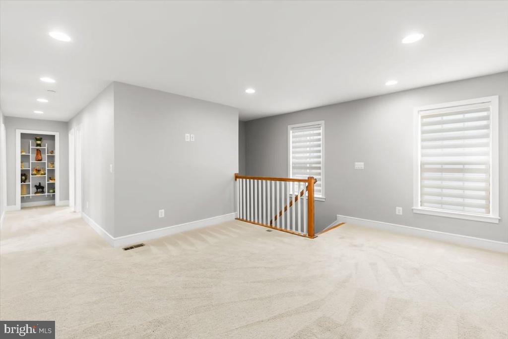 6137 OLIVET DRIVE