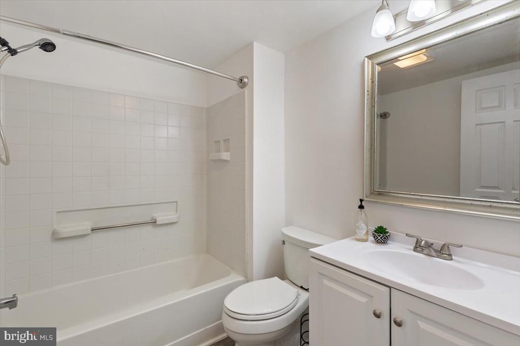 13639 ORCHARD DRIVE