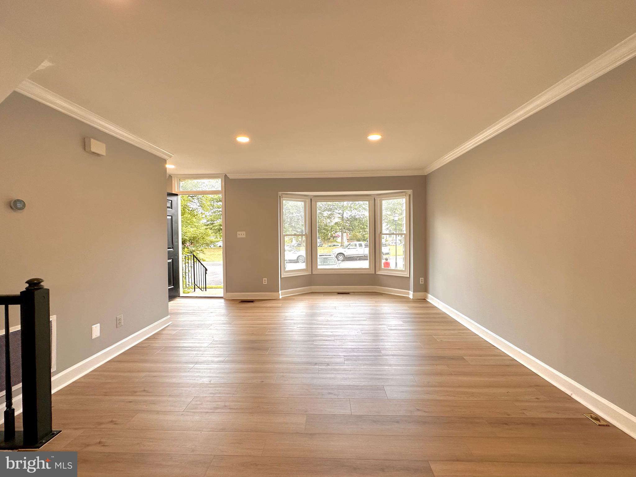 21220 HEDGEROW TERRACE