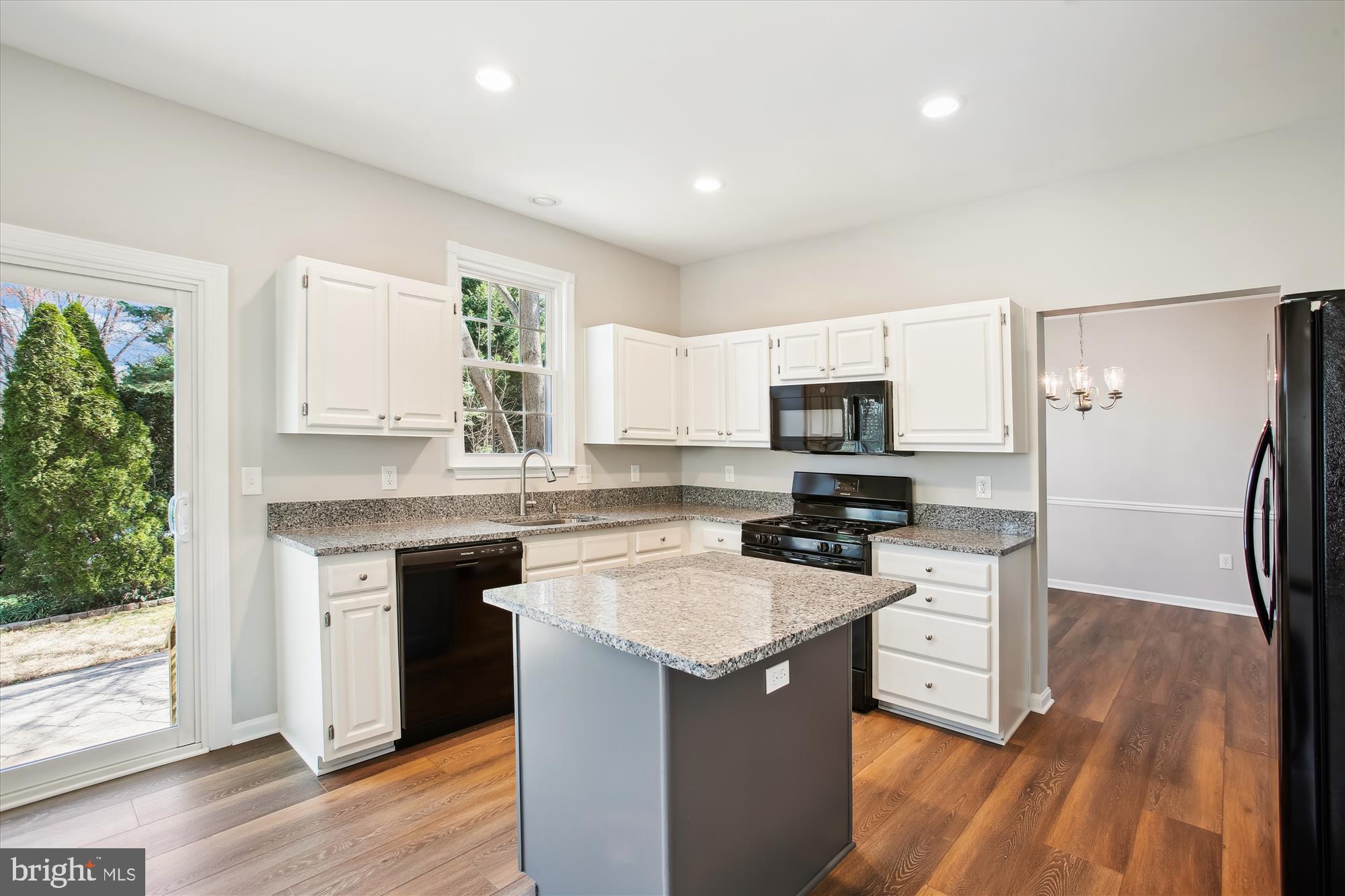 46564 WHITECHAPEL WAY