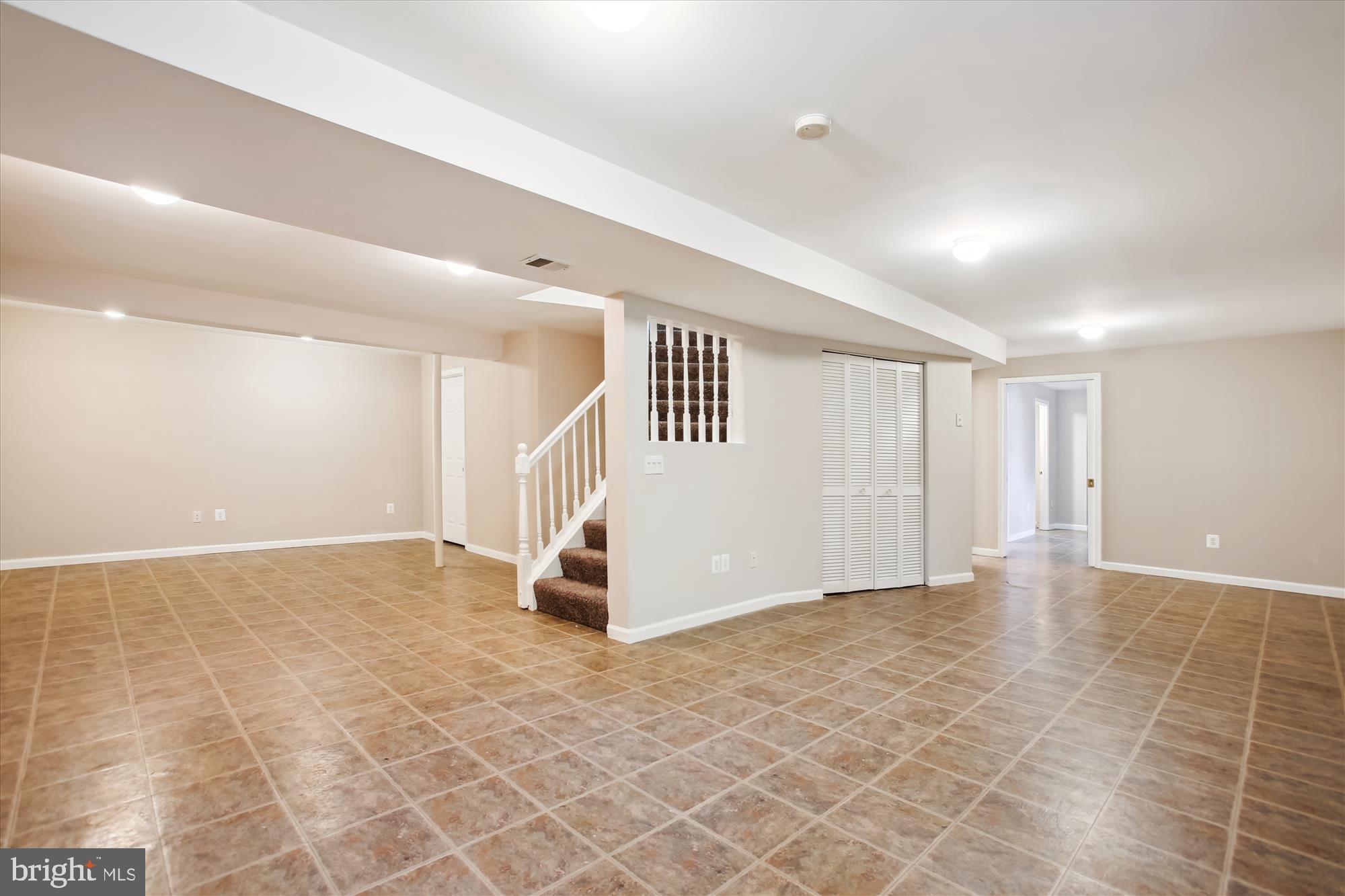 46564 WHITECHAPEL WAY