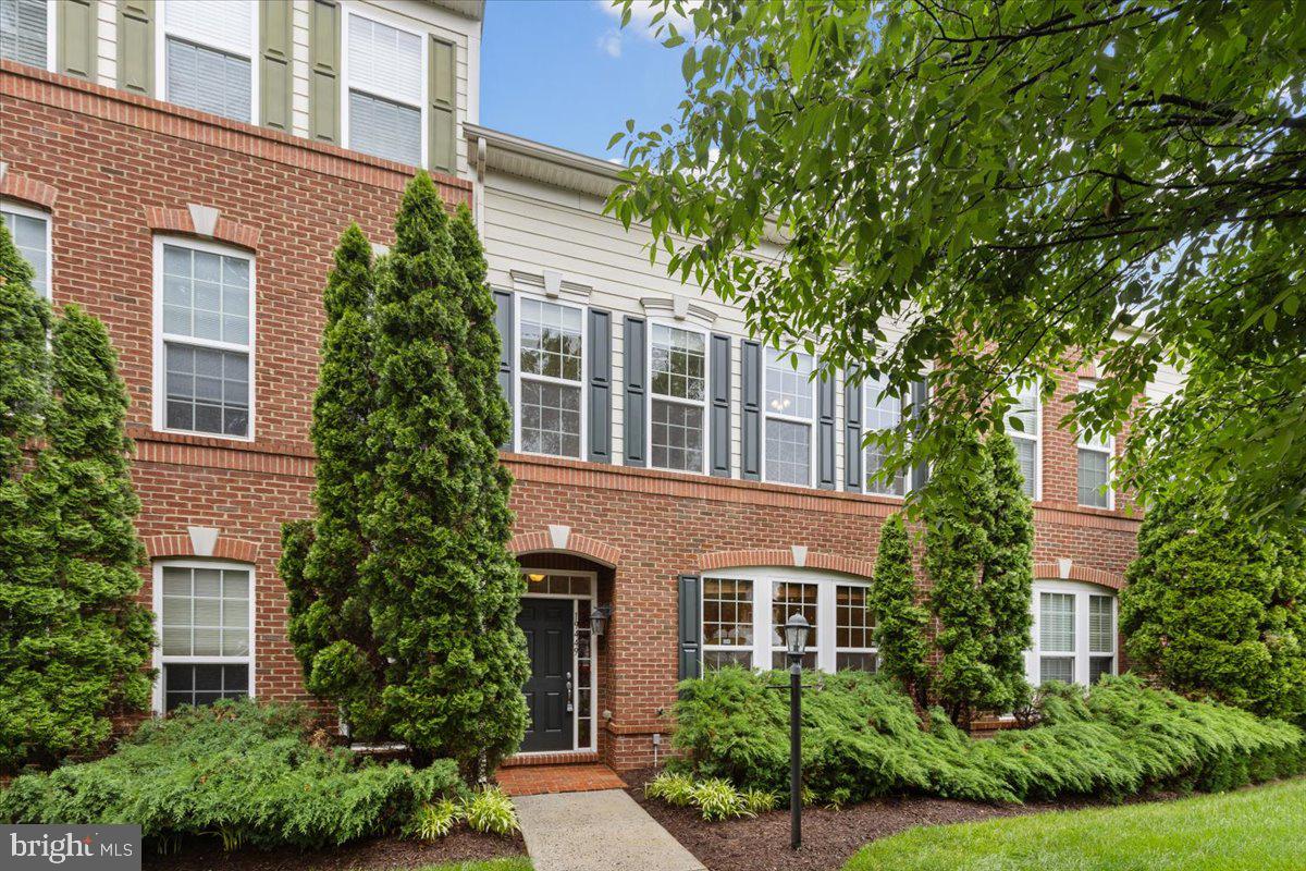 19449 COPPERMINE SQUARE
