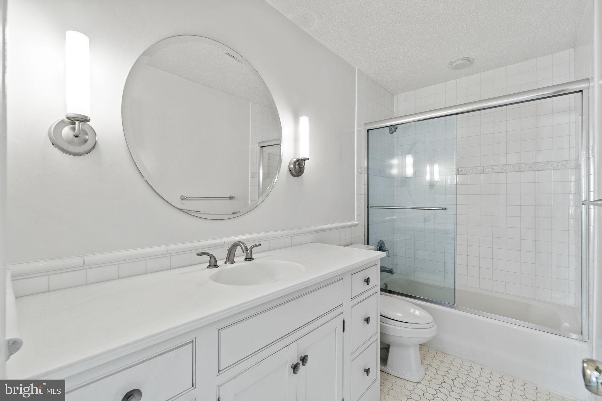 2847 SWEET GUM COURT