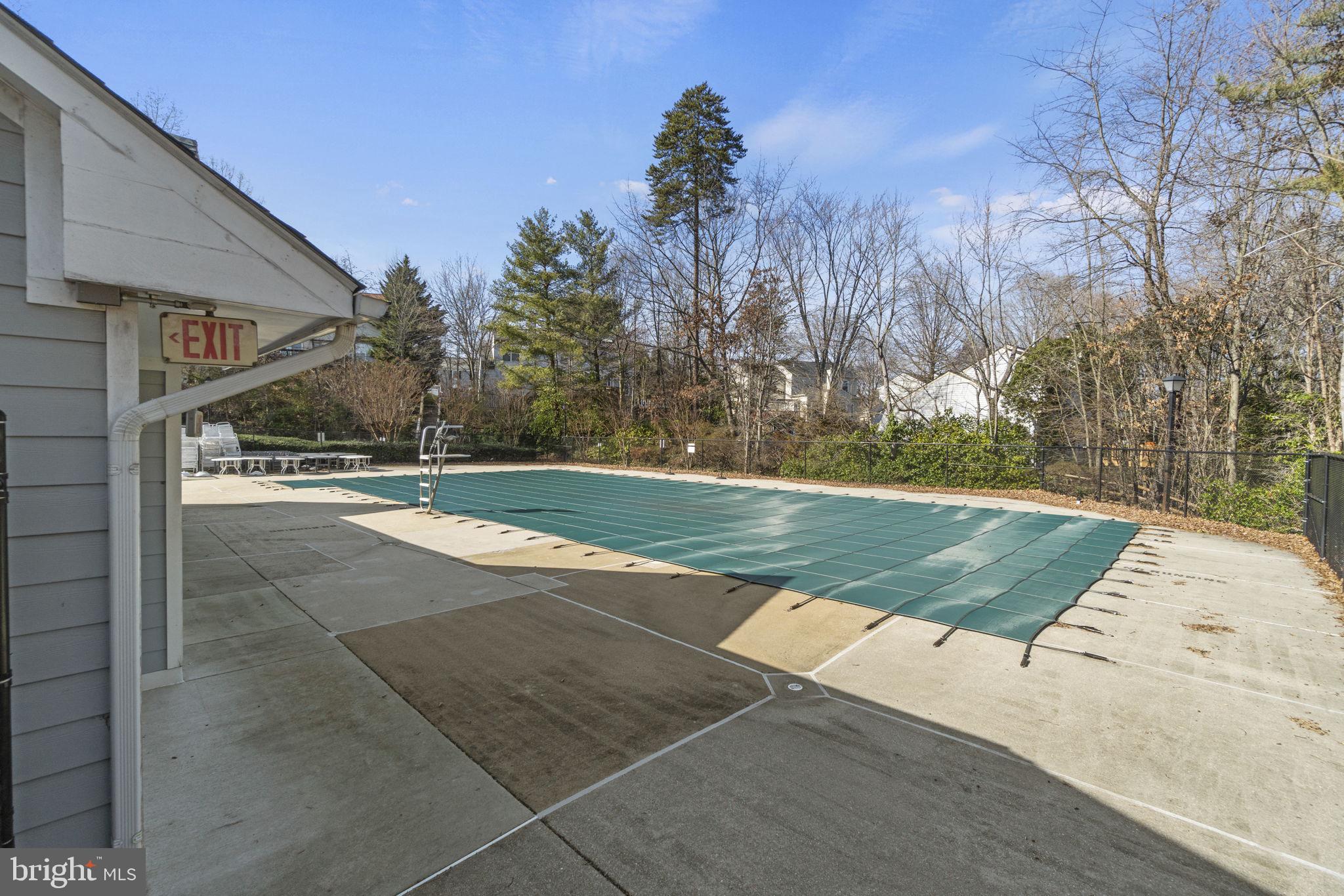 2847 SWEET GUM COURT