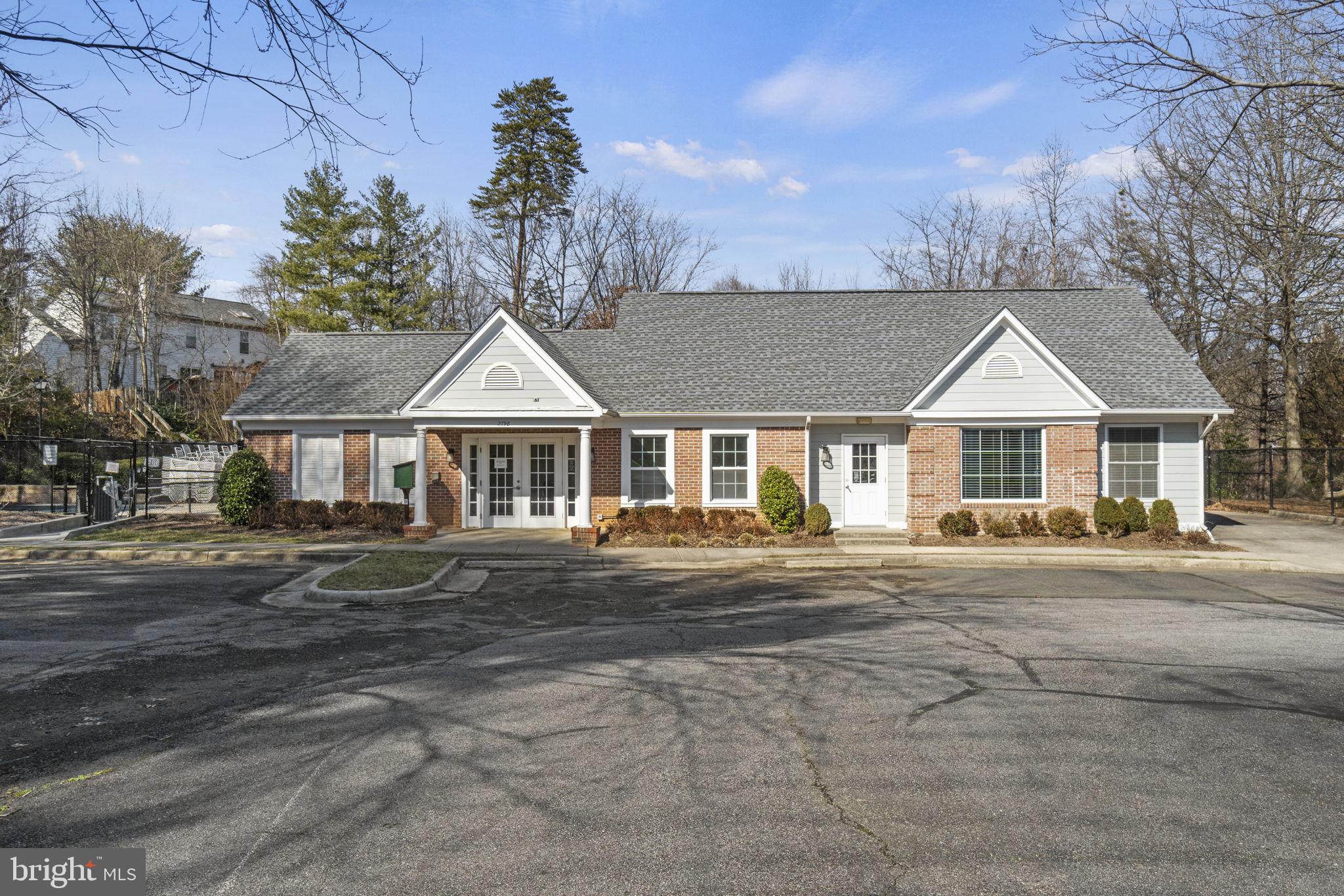 2847 SWEET GUM COURT