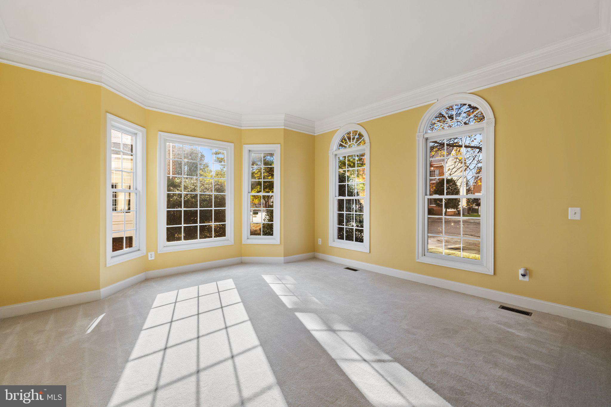 5441 SHERMAN OAKS COURT