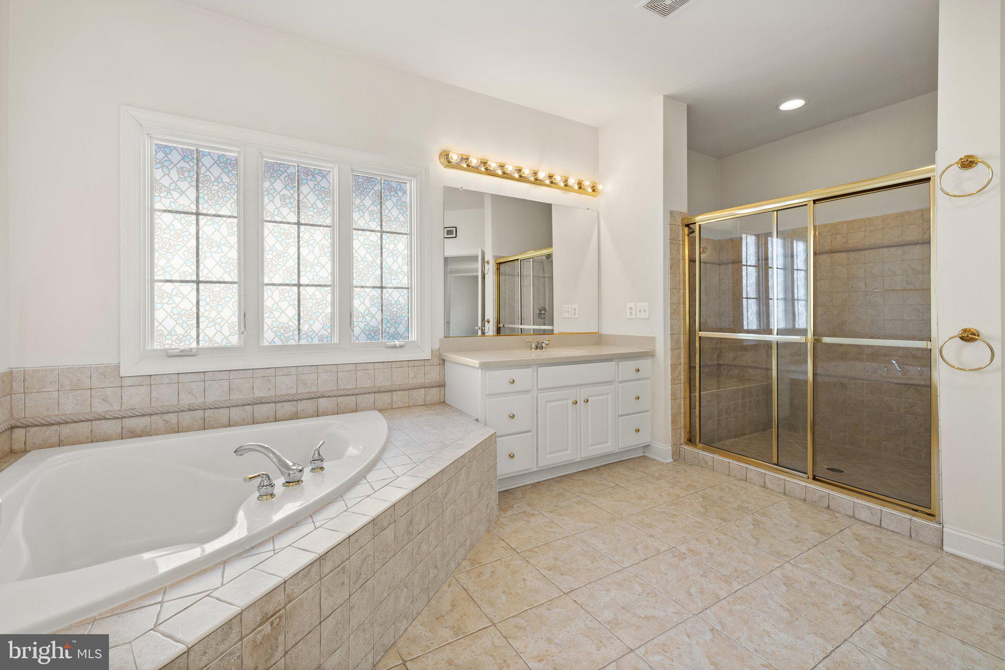 5441 SHERMAN OAKS COURT