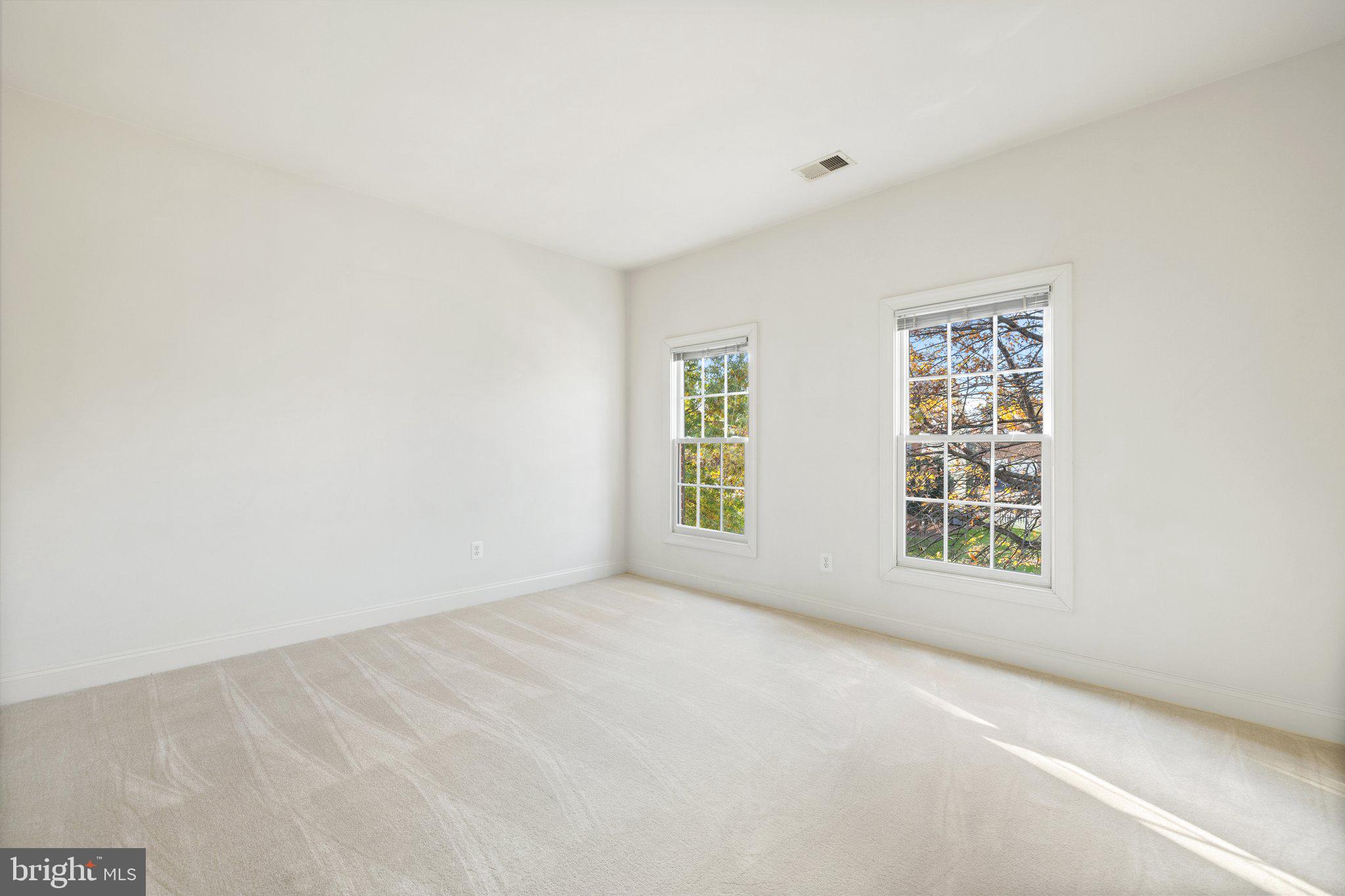 5441 SHERMAN OAKS COURT