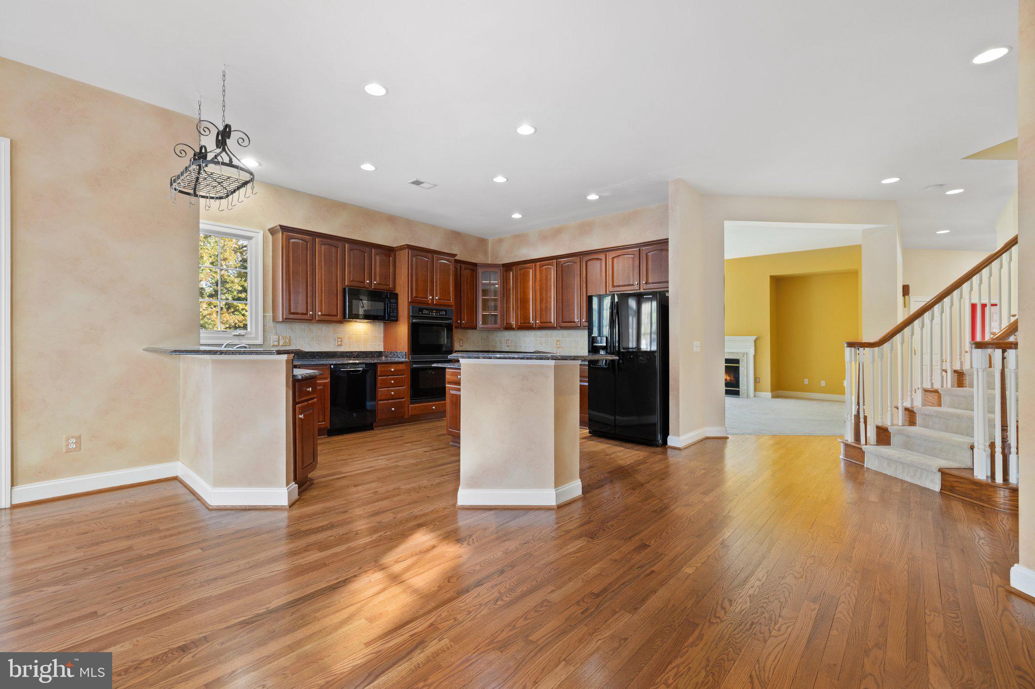 5441 SHERMAN OAKS COURT