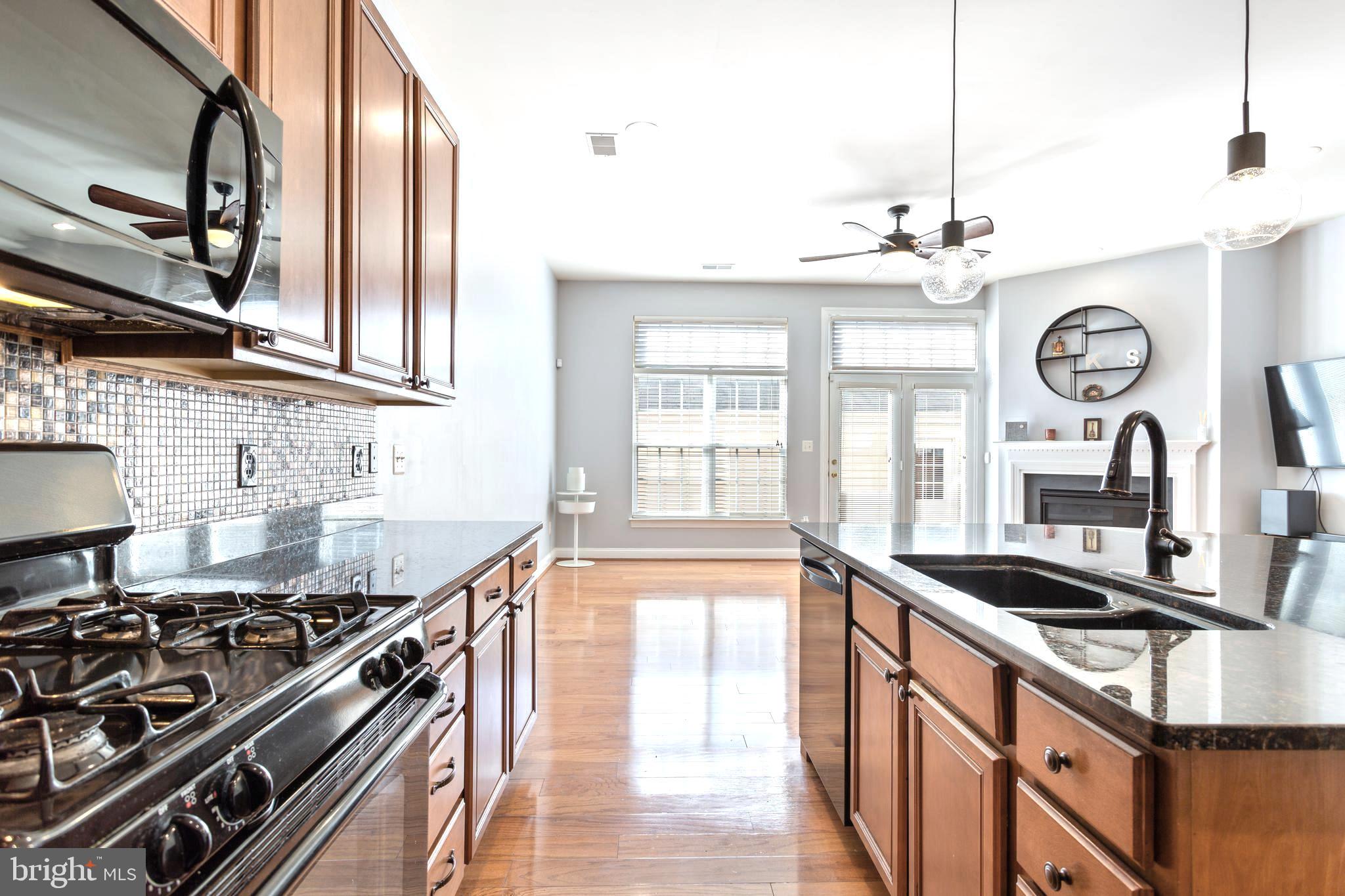 9152 RIBBON FALLS LOOP