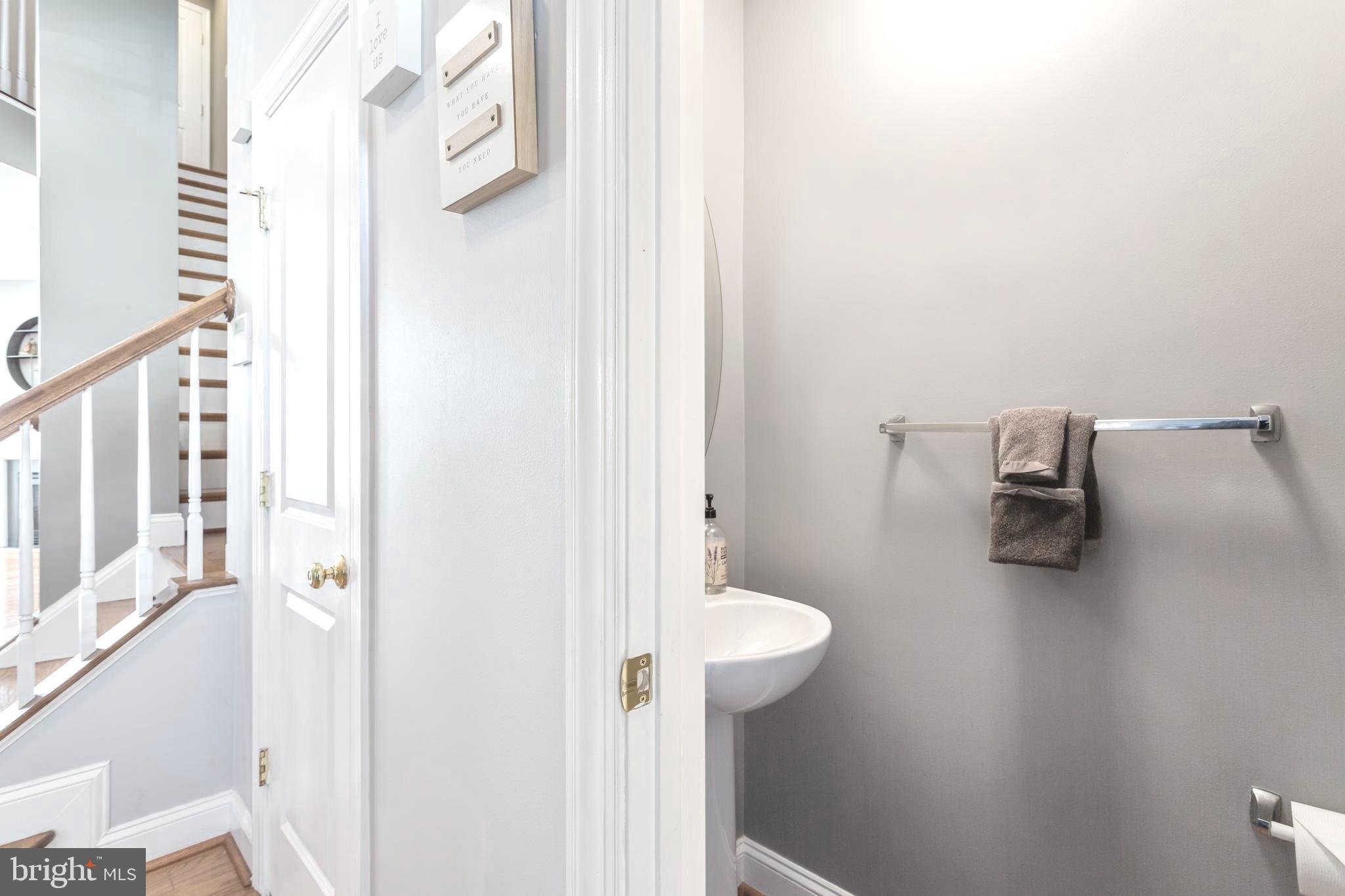 9152 RIBBON FALLS LOOP