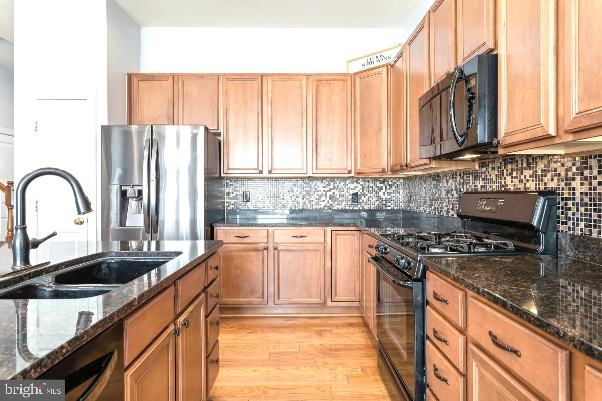 9152 RIBBON FALLS LOOP