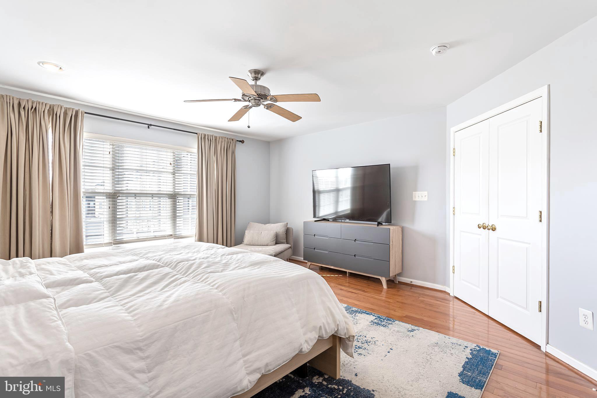 9152 RIBBON FALLS LOOP