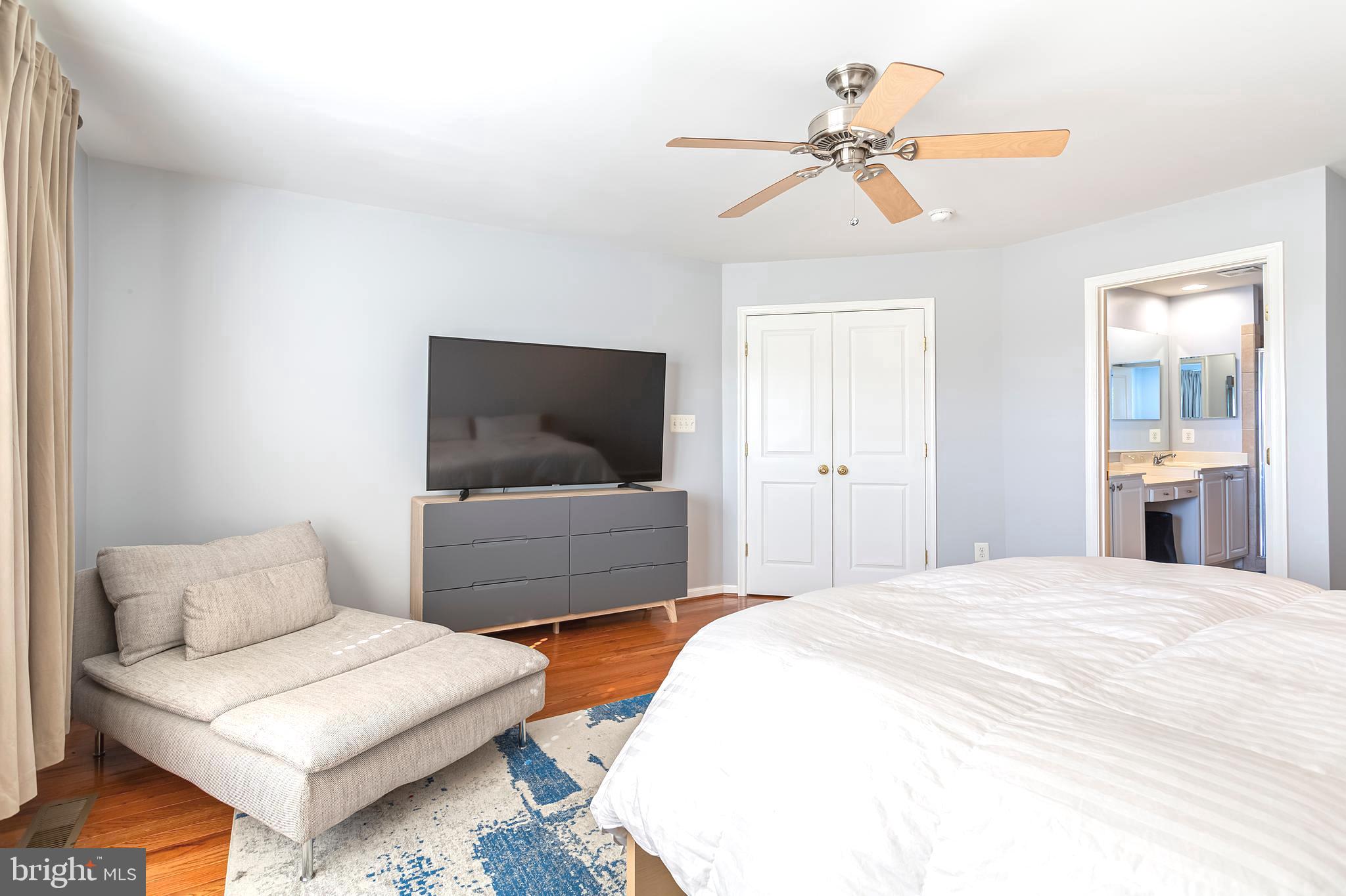 9152 RIBBON FALLS LOOP