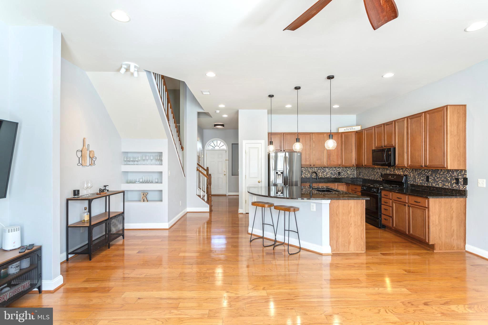 9152 RIBBON FALLS LOOP