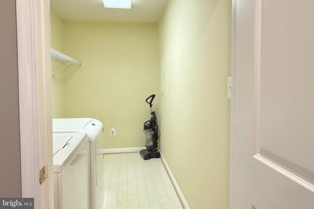 9152 RIBBON FALLS LOOP