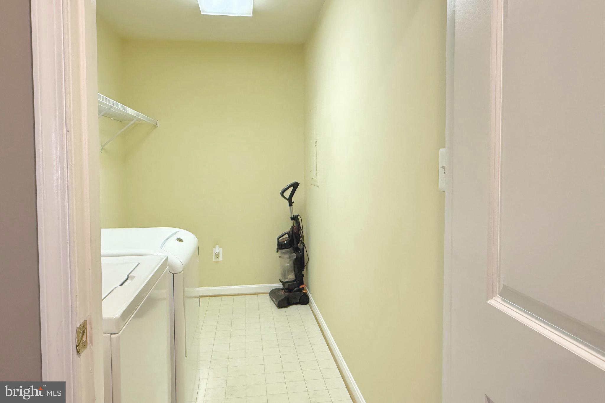 9152 RIBBON FALLS LOOP