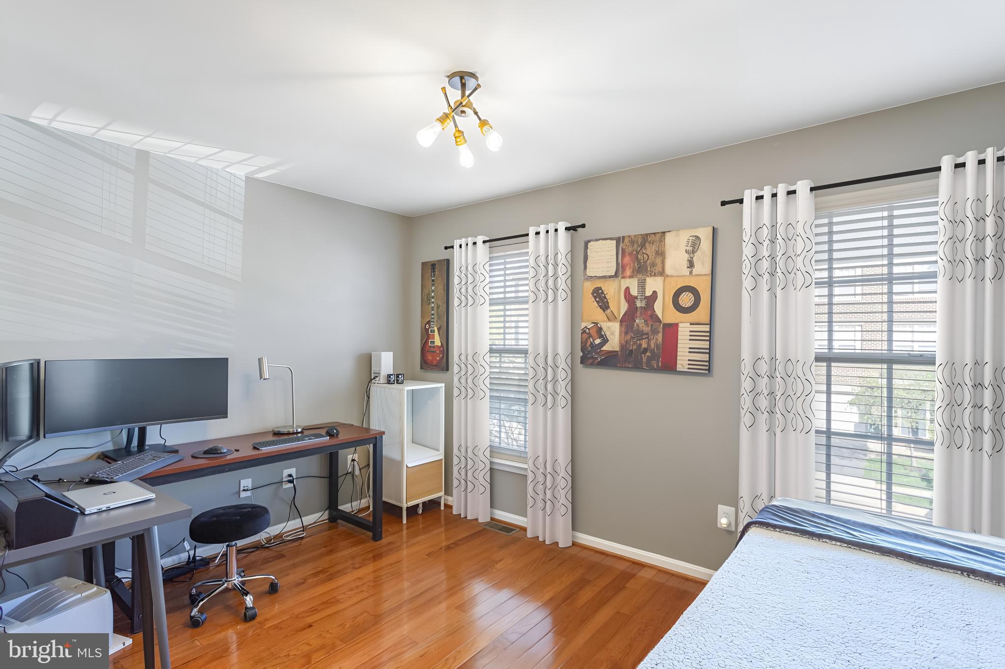 9152 RIBBON FALLS LOOP