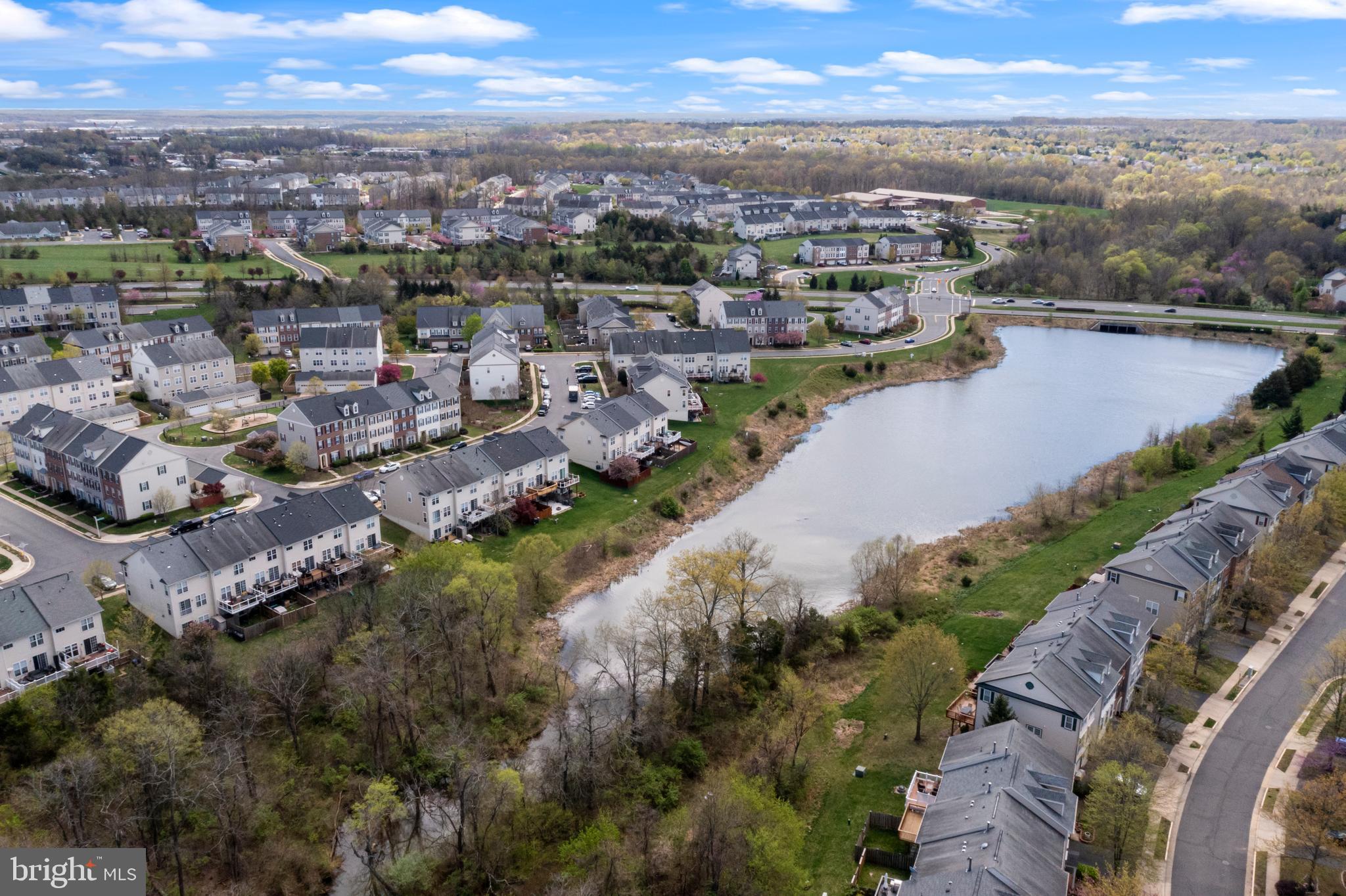 9152 RIBBON FALLS LOOP