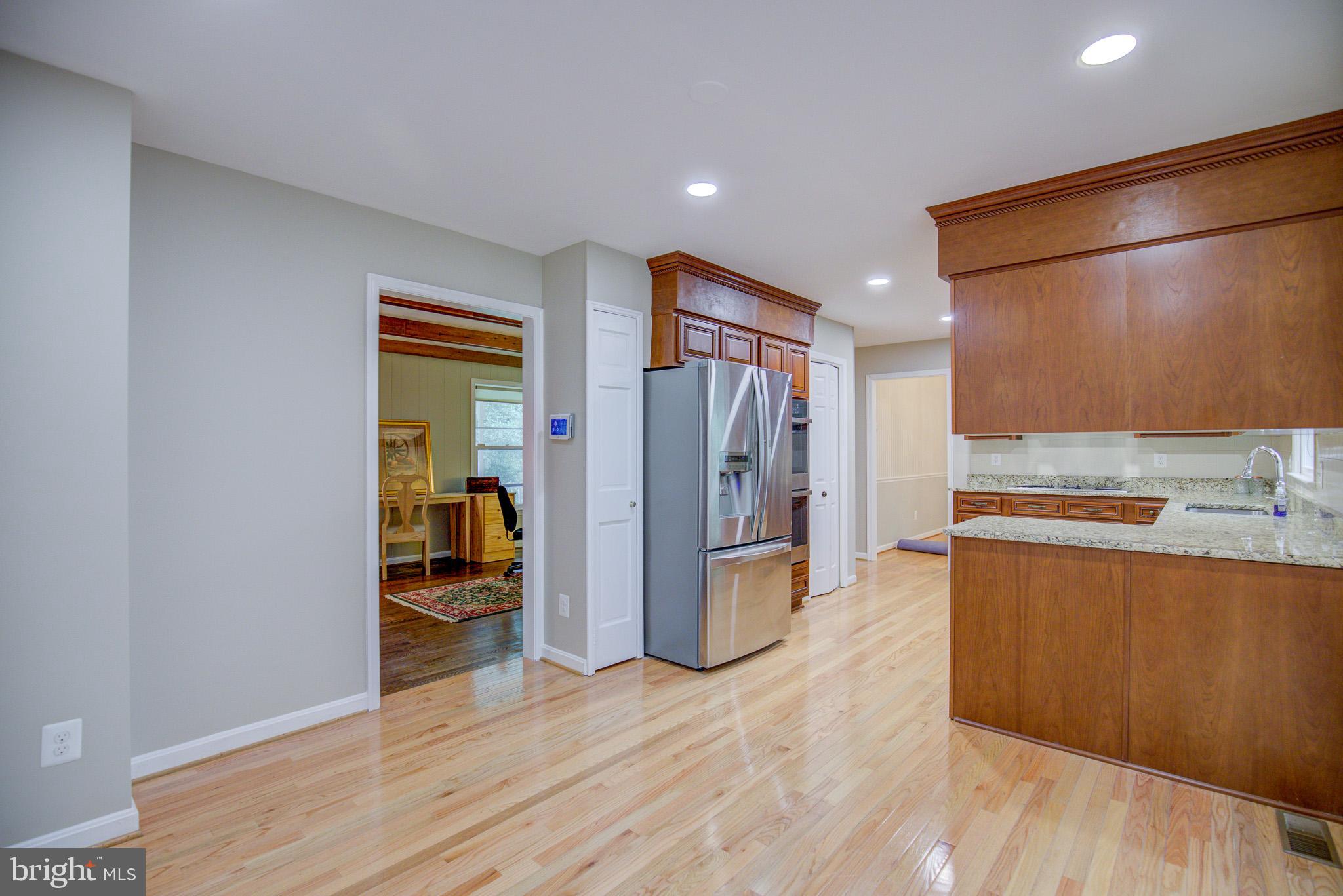 8154 BLANDSFORD DRIVE