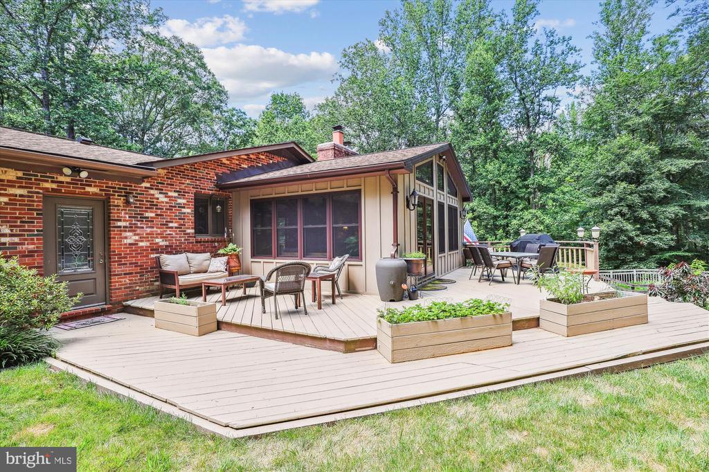 6368 YATES FORD ROAD
