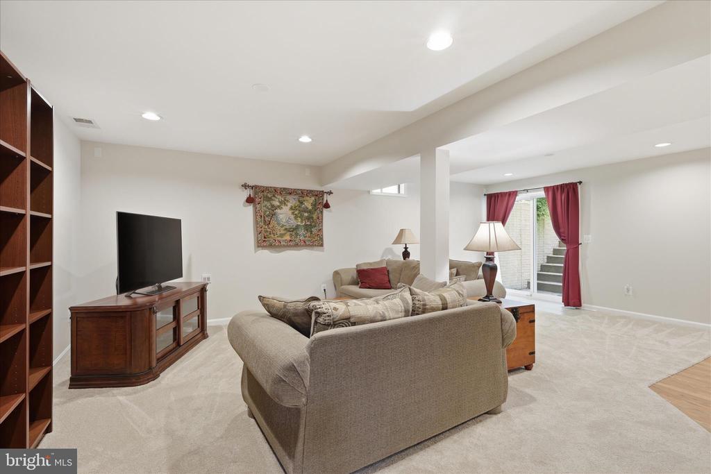 10408 CORAL BERRY DRIVE